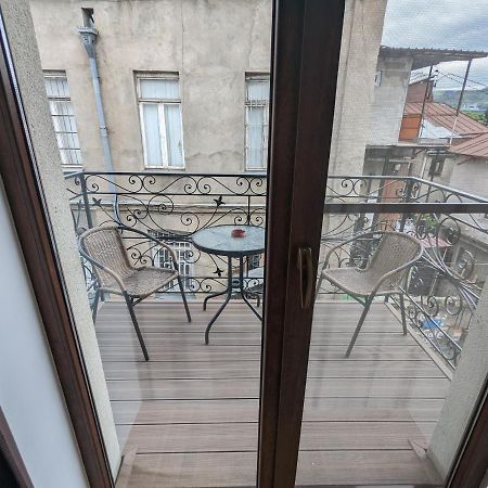 Family Guest House Tbilisi Eksteriør bilde