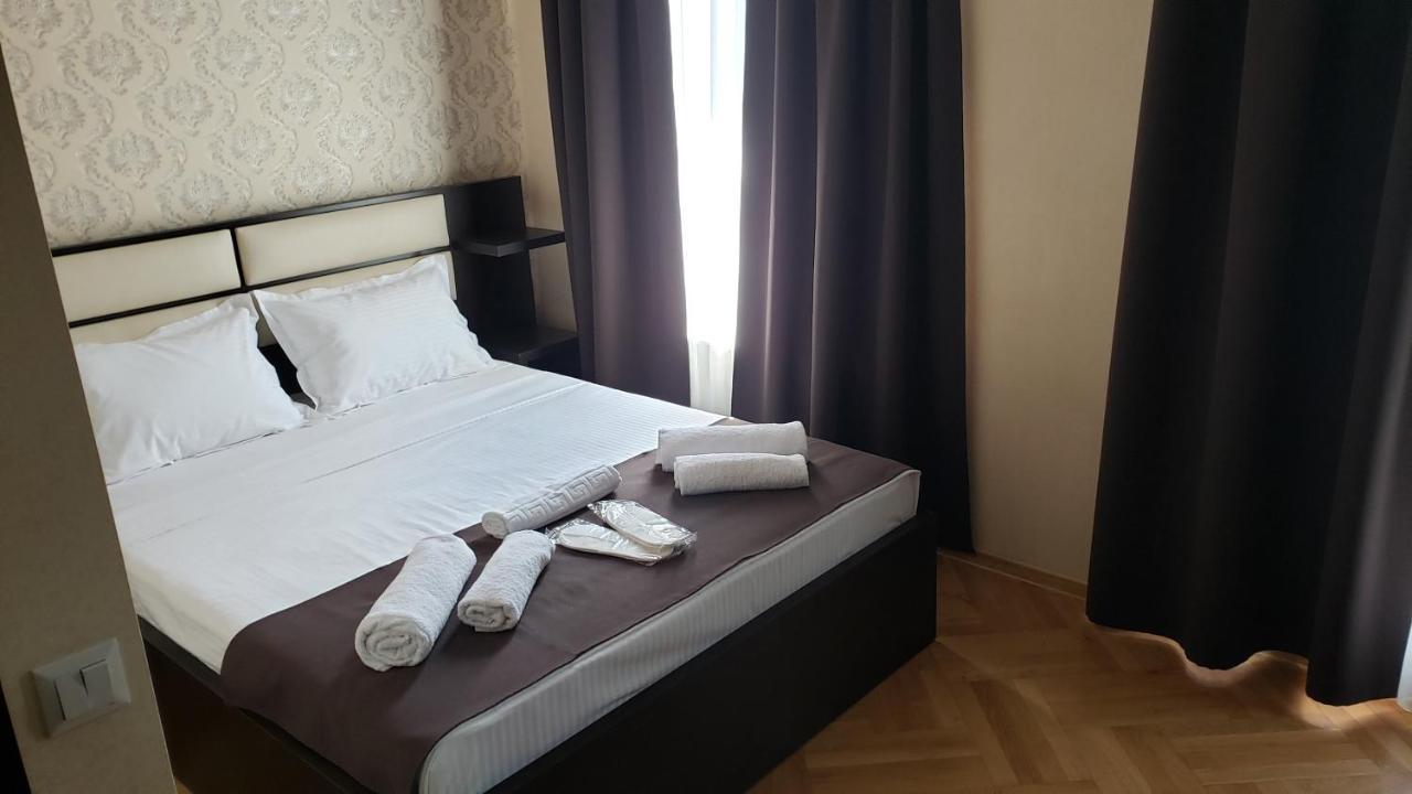 Family Guest House Tbilisi Eksteriør bilde