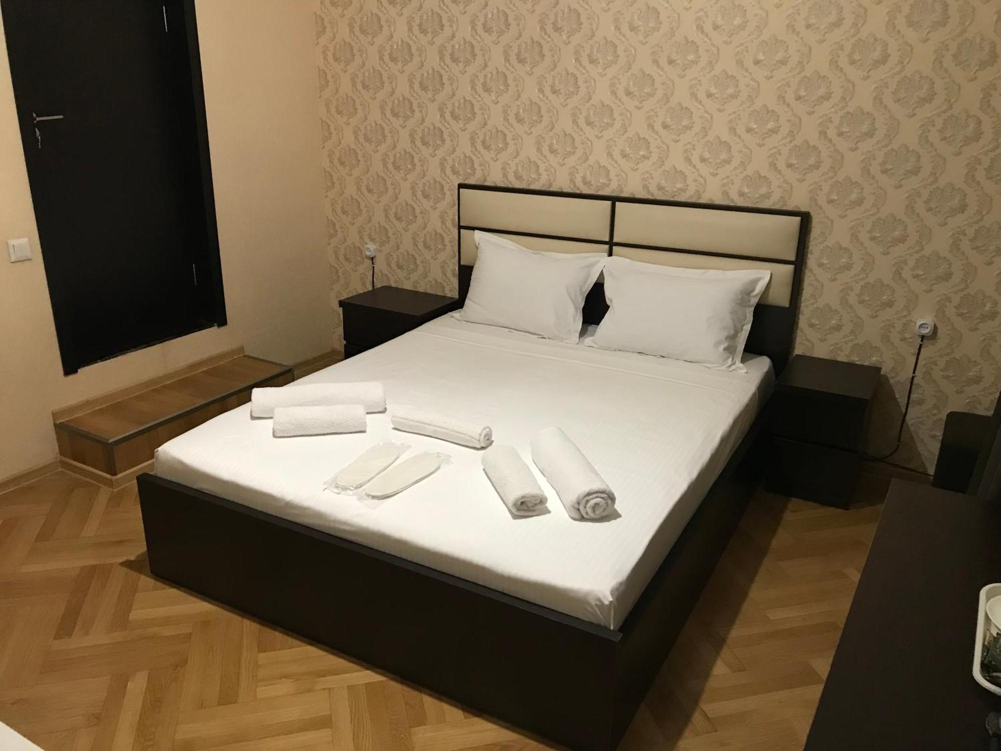 Family Guest House Tbilisi Eksteriør bilde