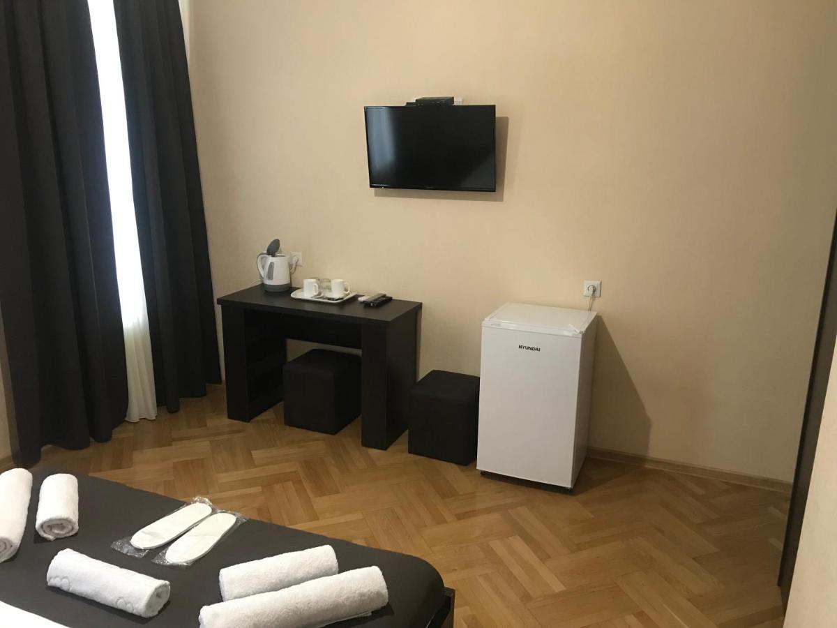 Family Guest House Tbilisi Eksteriør bilde