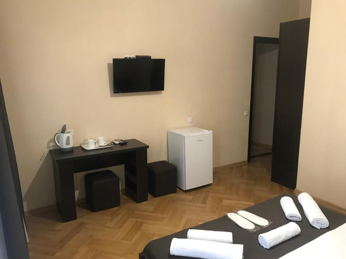 Family Guest House Tbilisi Eksteriør bilde