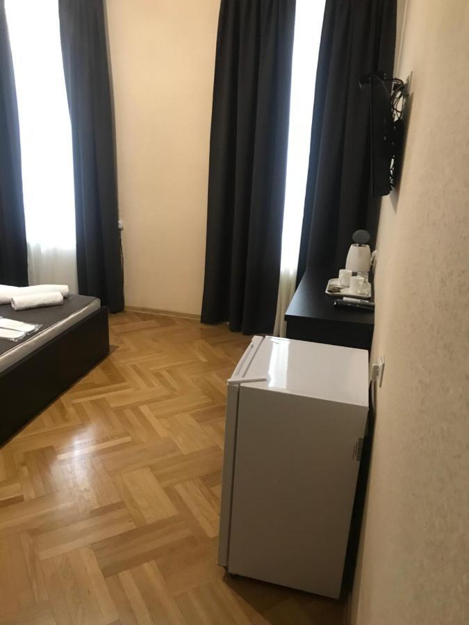 Family Guest House Tbilisi Eksteriør bilde